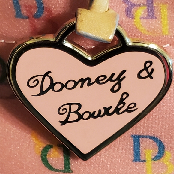 Dooney & bourke handbag - Picture 7 of 8